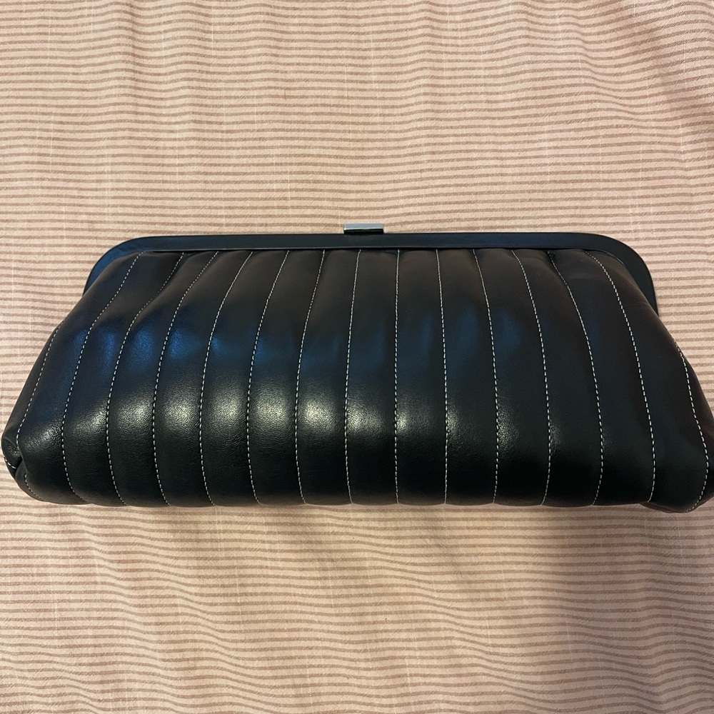 Chanel black clutch. 100% authentic